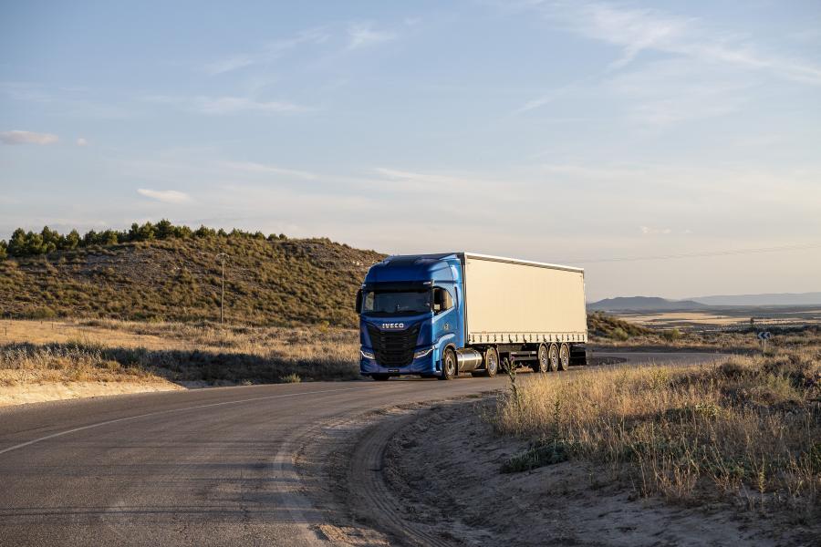 Iveco S-WAY NP S460 4x2 2019 года  (фото 10 из 19)